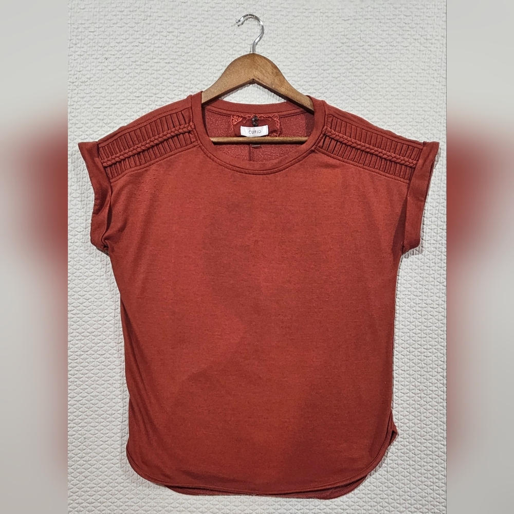 Curio Rust‎ Colored Short Sleeve Top W Intricate Details Size M